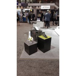 "EasyCubes - utstillingssystem"