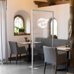 Skjermvegg "Glassklar"